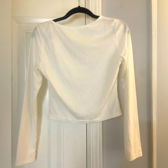 SHEIN white cropped long sleeve- never worn! - Picture 2 of 3